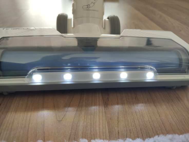 Tineco A11 Master Akkusauger LED-Leuchten an Bodendüse