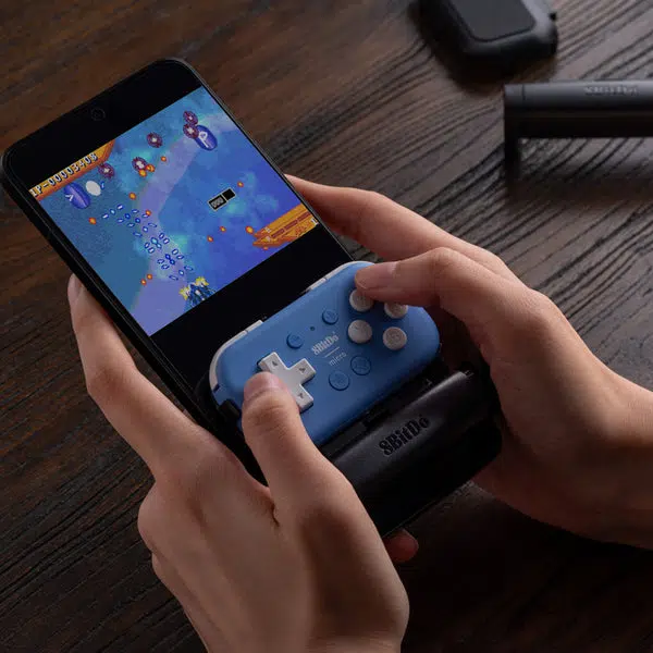 8BitDo Micro/Zero2 Clip – Smartphone-Halterung für Mini-Controller für 10€